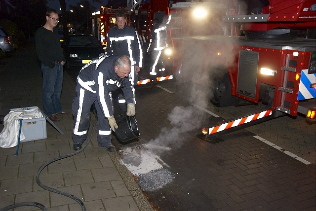 2010/255/GB 20100627 024 Schoorsteenbrand Wattstraat.jpg